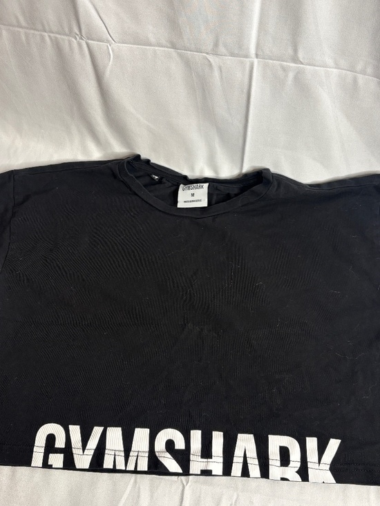 Gymshark Tops - Gymshark Crop Top Womens Medium Black Workout Boxy Fit Logo Fraction Cropped